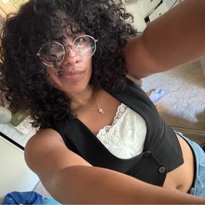 Meet your Posher, Nathalia